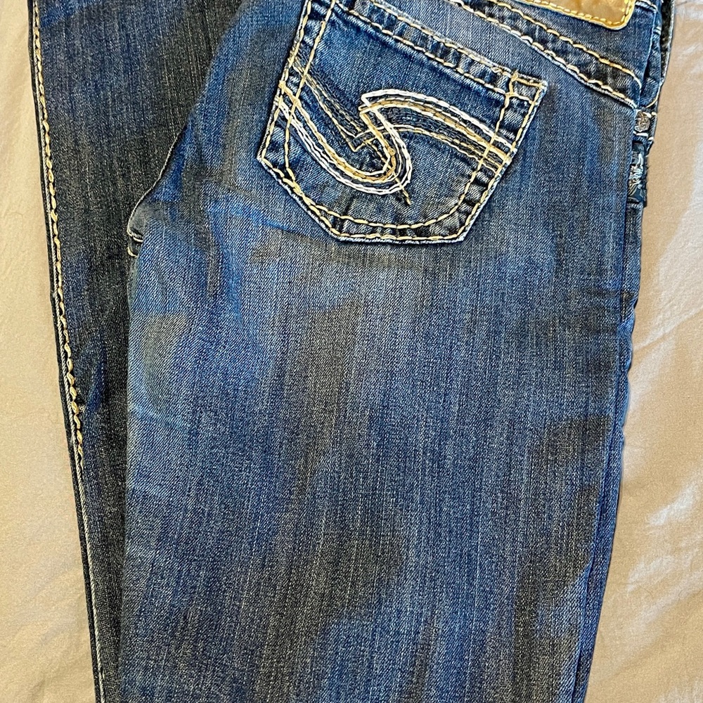 Silver Jeans Women's Low Rise Tuesday Boot Cut
